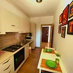 Bellagio - Cozy With Free Parking & Gym * Bukarest