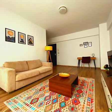 דירה Bellagio - Cozy With Free Parking & Gym