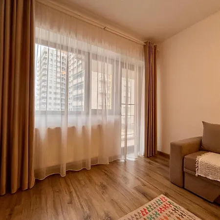 Bellagio - Cozy With Free Parking & Gym Apartment