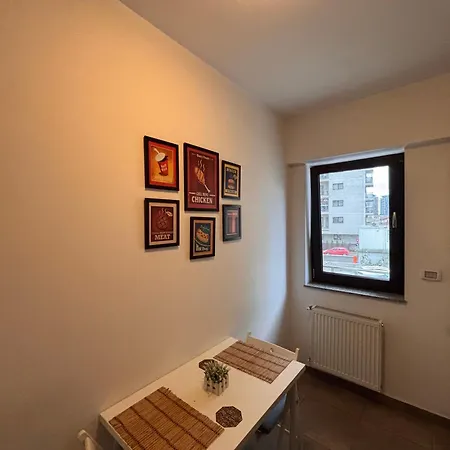 Apartment Bellagio - Cozy With Free Parking & Gym Bucharest