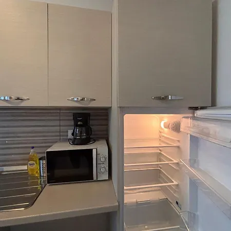 Bellagio - Cozy With Free Parking & Gym Apartment