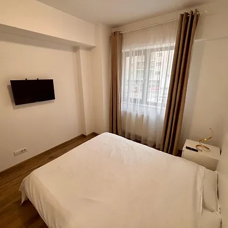 Apartment Bellagio - Cozy With Free Parking & Gym Bucharest