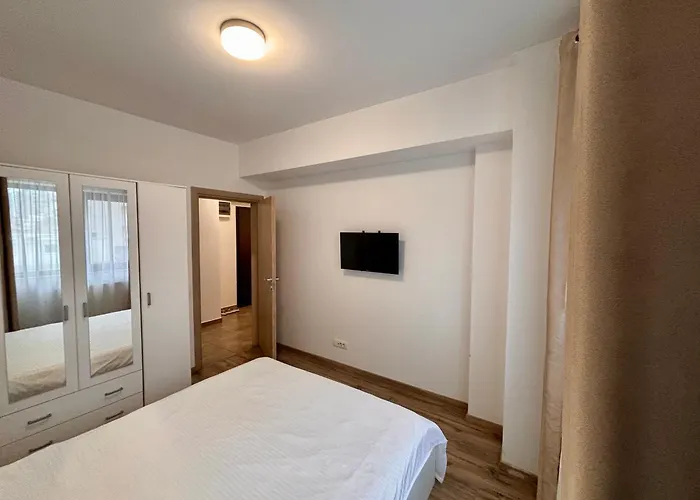 Bellagio - Cozy With Free Parking & Gym Apartament *