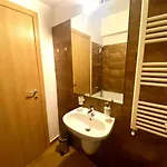 Bellagio - Cozy With Free Parking & Gym Apartamento *