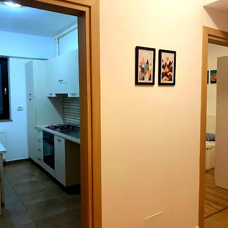 Apartament Bellagio - Cozy With Free Parking & Gym *