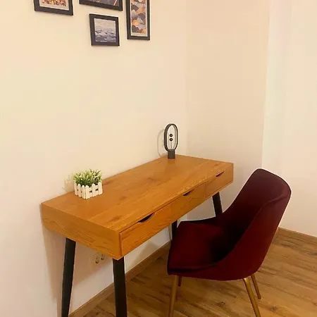 Bellagio - Cozy With Free Parking & Gym Apartment Bukarest