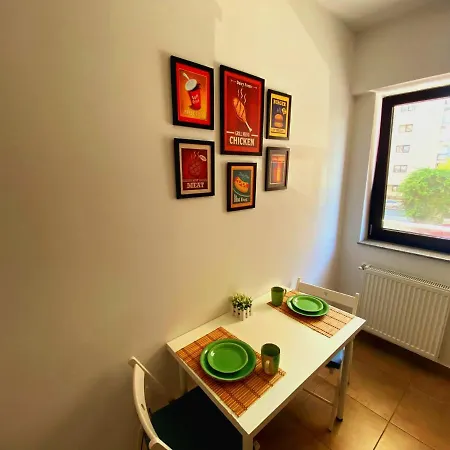 Bellagio - Cozy With Free Parking & Gym Bukarest